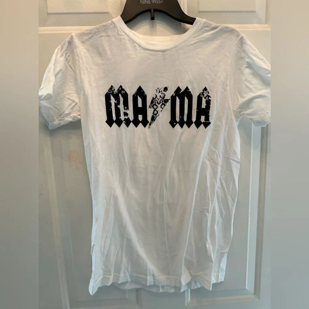 2/$15 Mama Graphic T-shirt
